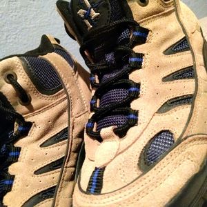 Nevados hiking boots.